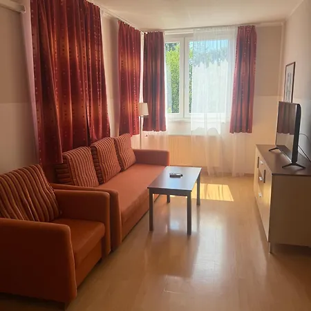 Primestaybudapest بودابست